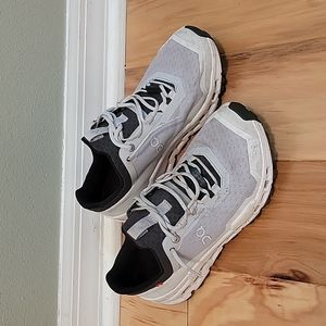 ON Mission Grip Running Shoes